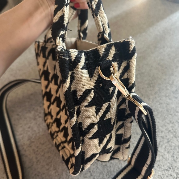 Mini cross body book tote houndstooth pattern - Picture 4 of 5